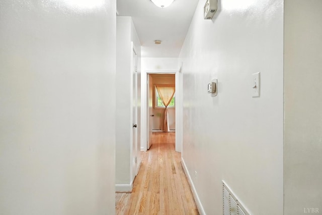 7131 Meadowbrook Rd, Lynchburg, VA 24502 - hallway featuring light wood finished floors and baseboards