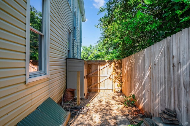 838 Rivermont Ave, Lynchburg, VA 24504 - view of patio / terrace with a gate