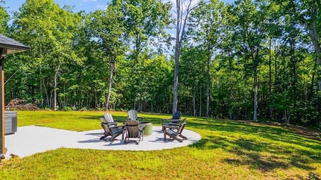 336 Somerset Dr, Appomattox, VA 24522 - view of grassy yard featuring a patio