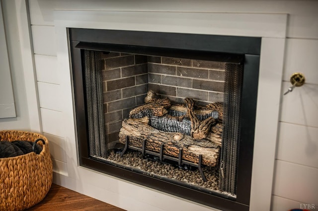 336 Somerset Dr, Appomattox, VA 24522 - detailed view of a fireplace