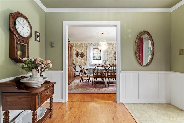 126 Arrowhead, Lynchburg, VA 24502 - hall featuring wood finished floors, wainscoting, crown molding, and a decorative wall