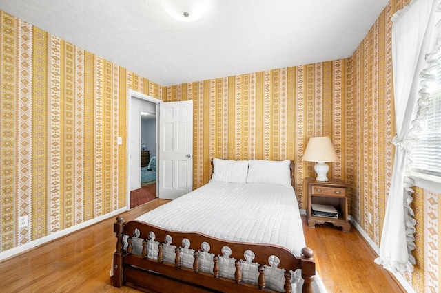201 Windsor Rd, Lynchburg, VA 24502 - bedroom featuring wood finished floors and wallpapered walls
