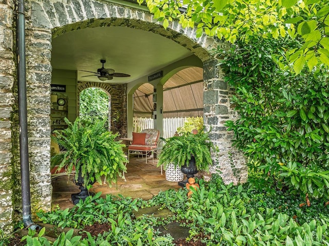 1517 Linden Ave, Lynchburg, VA 24503 - view of patio with ceiling fan