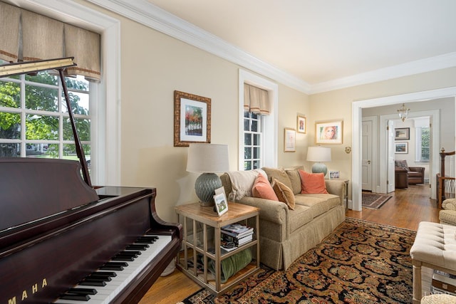 1517 Linden Ave, Lynchburg, VA 24503 - living room featuring crown molding and wood finished floors