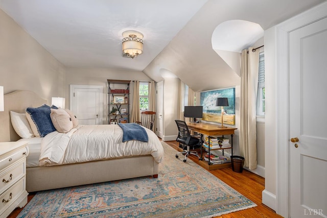 1517 Linden Ave, Lynchburg, VA 24503 - bedroom with an office area, wood finished floors, and lofted ceiling