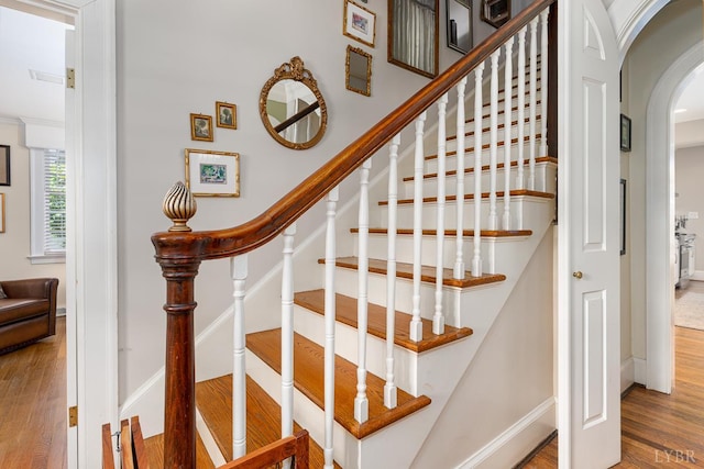 1517 Linden Ave, Lynchburg, VA 24503 - stairway with arched walkways and wood finished floors