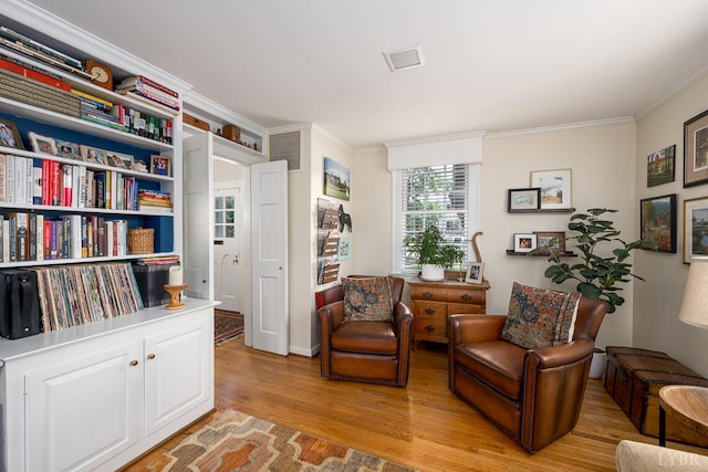 1517 Linden Ave, Lynchburg, VA 24503 - sitting room with light wood-type flooring and crown molding