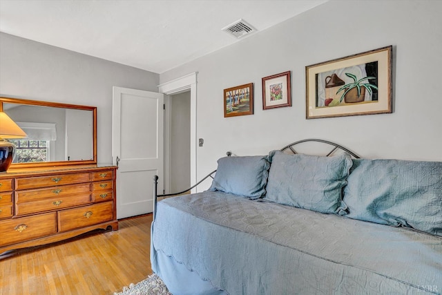 519 Belvedere St, Lynchburg, VA 24503 - bedroom featuring light wood finished floors