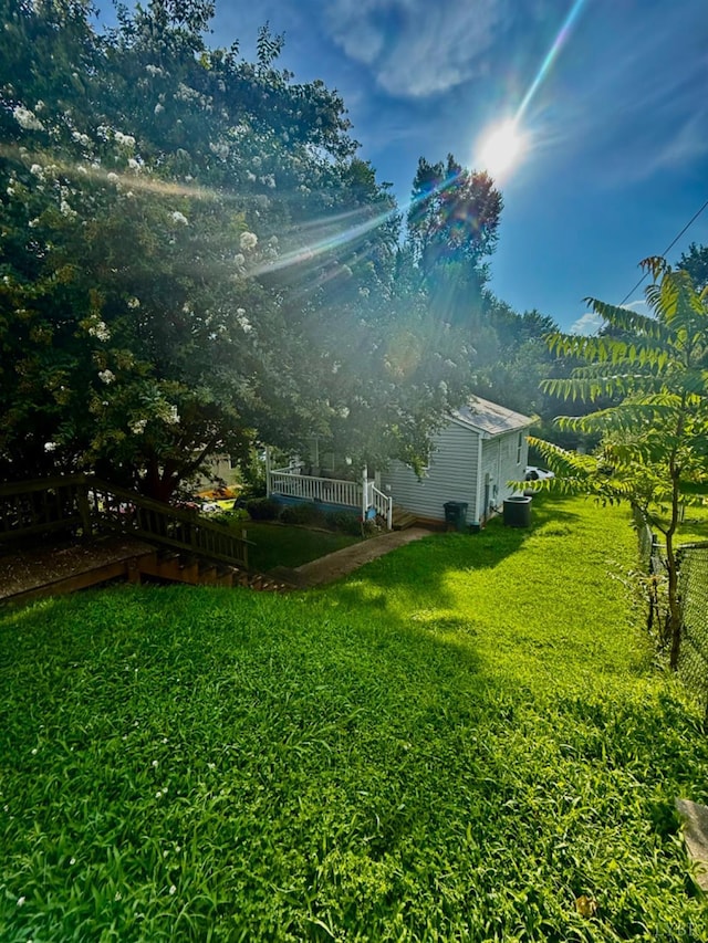 1119 Tyree St, Lynchburg, VA 24504 - view of grassy yard