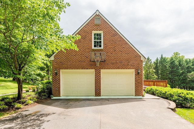 102 Stirling Ct, Forest, VA 24551 - garage with a garage