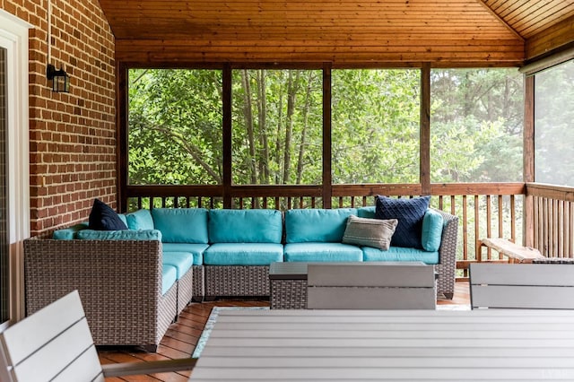 102 Stirling Ct, Forest, VA 24551 - sunroom / solarium featuring vaulted ceiling and outdoor lounge area