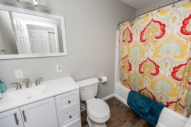 102 Stirling Ct, Forest, VA 24551 - full bath with wood finished floors, vanity, and shower / bath combo with shower curtain