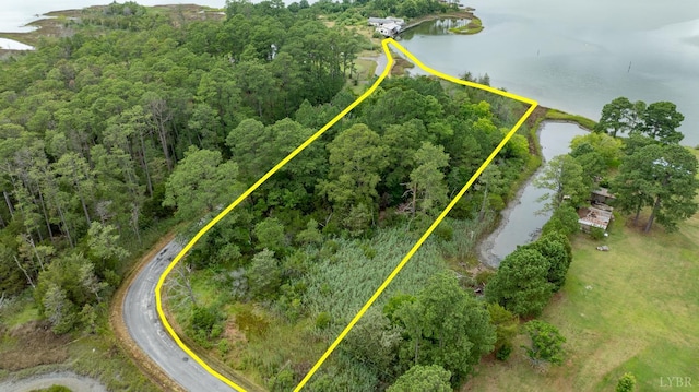 9323 Rowes Point Rd, Hayes, VA 23072 - photo 2