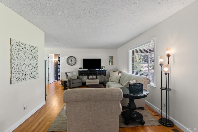 1604 Avondale Dr, Altavista, VA 24517 - photo 4