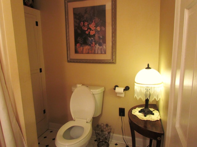 740 W 2nd N St, Morristown, TN 37814 - bathroom featuring toilet, tile patterned flooring, and baseboards