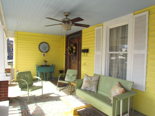 740 W 2nd N St, Morristown, TN 37814 - view of patio with covered porch and a ceiling fan