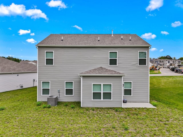 305 Eclipse Ln, Knoxville, TN 37924 - rear view of property with a patio area and a yard