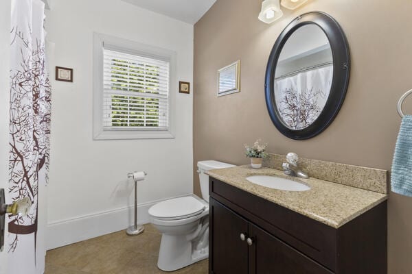 1211 W 6th N St, Morristown, TN 37814 - bathroom with vanity and tile patterned flooring