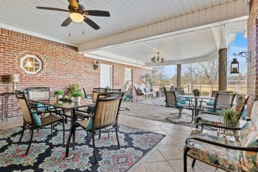 2657 Lakemoore Dr, Morristown, TN 37814 - view of patio featuring outdoor dining area and ceiling fan