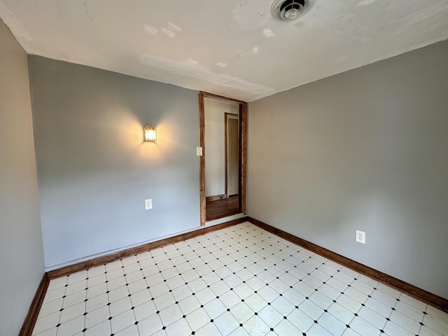 4140 Chavis Rd, Cosby, TN 37722 - unfurnished room with baseboards and light flooring