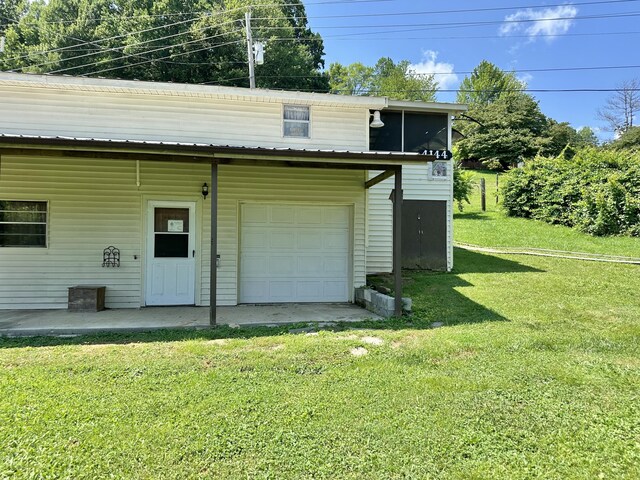 4140 Chavis Rd, Cosby, TN 37722 - view of garage