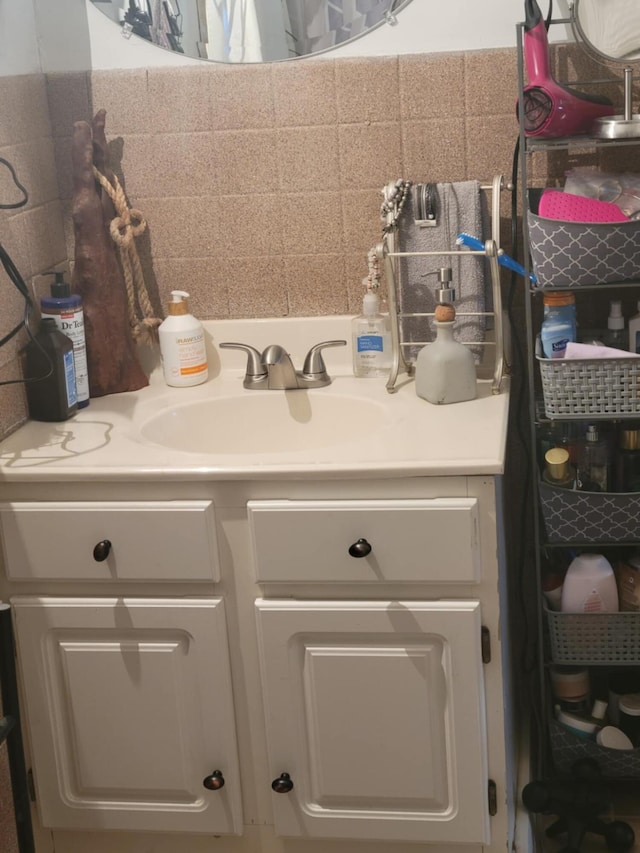 bathroom with vanity