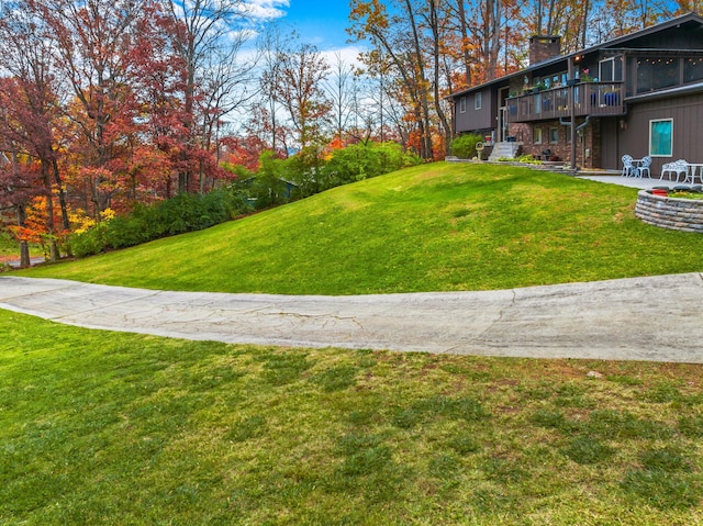 1101 Drinnon Dr, Morristown, TN 37814 - view of green lawn with a deck and a patio area