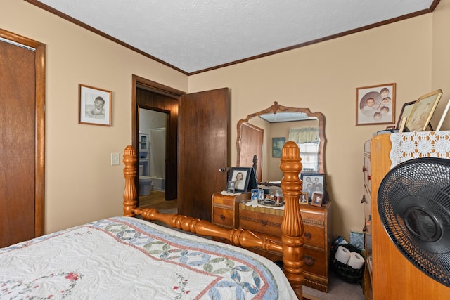 bedroom featuring a textured ceiling