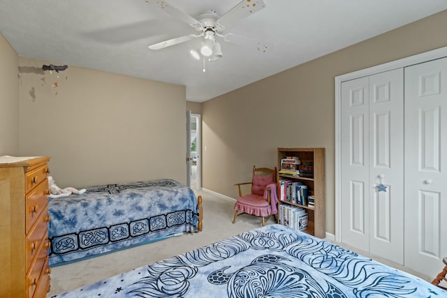 961 Woodway Dr, Morristown, TN 37814 - bedroom with a closet, baseboards, ceiling fan, and light colored carpet