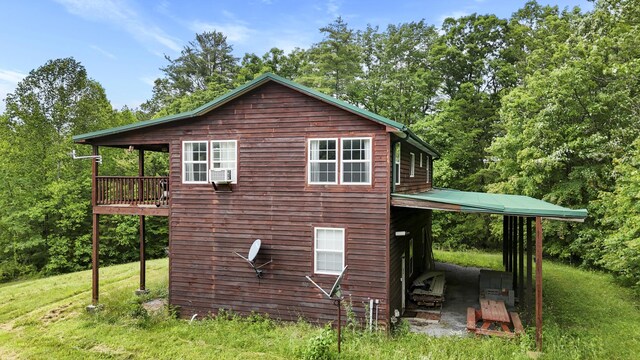 4750 Laws Rd, Del Rio, TN 37727 - view of side of property featuring a lawn