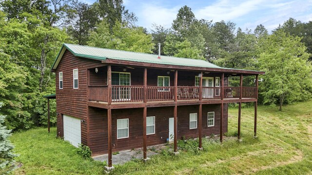 4750 Laws Rd, Del Rio, TN 37727 - back of property with a garage