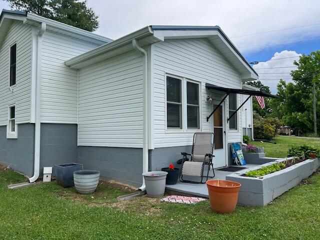 3207 Dove Ln, White Pine, TN 37890 - view of property exterior featuring a yard