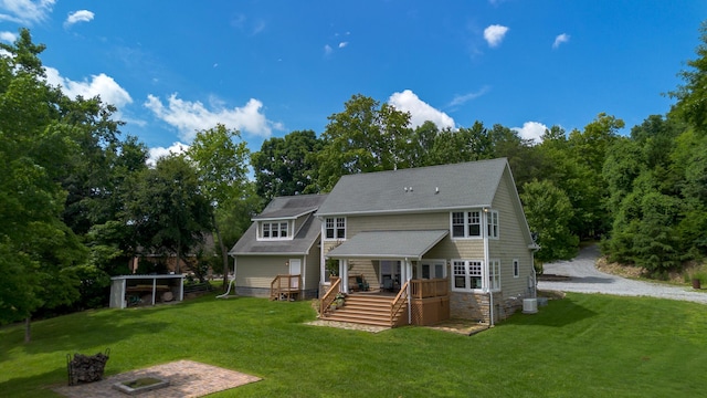 976 Bridgeview Hills Dr, Dandridge, TN 37725 - back of house featuring a deck, a yard, and roof with shingles