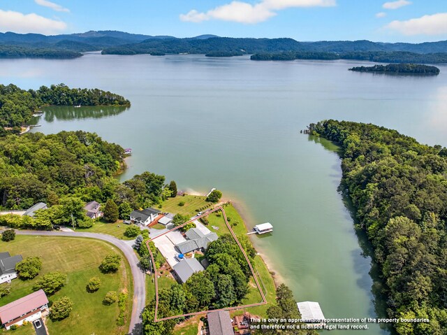 792 Hopper Blf, Rutledge, TN 37861 - aerial overview of property's location with a water and mountain view and property boundaries highlighted