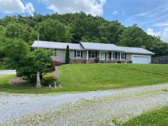 4343 Tazewell Hwy, Sneedville, TN 37869 - photo 1
