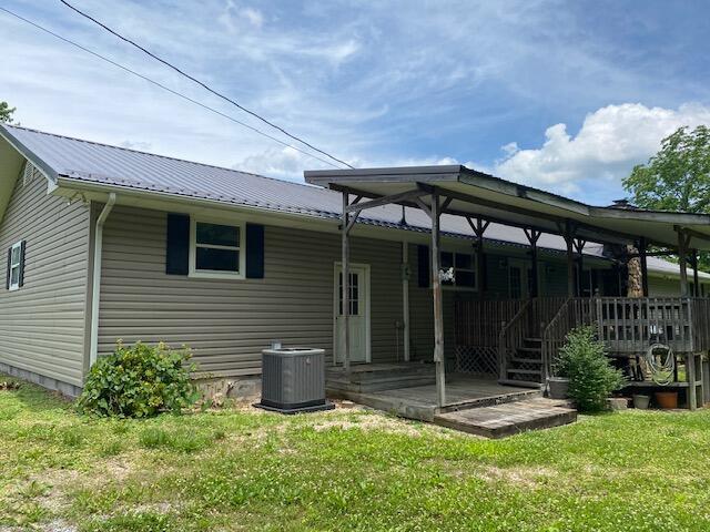 4343 Tazewell Hwy, Sneedville, TN 37869 - photo 5
