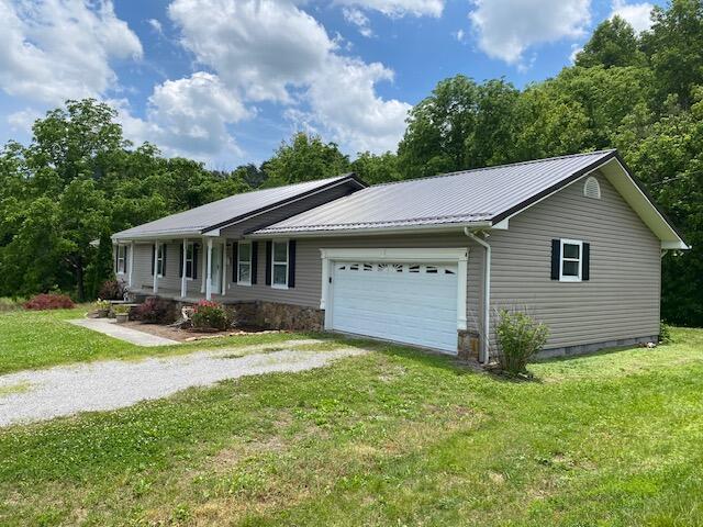 4343 Tazewell Hwy, Sneedville, TN 37869 - photo 6
