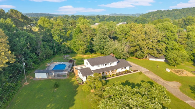 1216 Winding Dr, Sevierville, TN 37876 - view of subject property featuring a forest