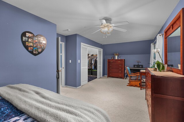 1116 Patterson St, Dandridge, TN 37725 - carpeted bedroom with a closet, a desk, and ceiling fan