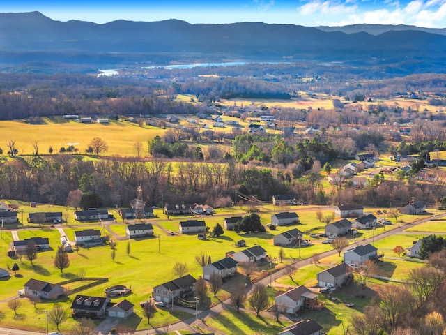 bird's eye view with a mountain view