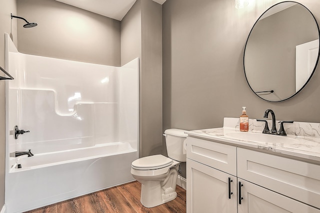 518 Deborahs Way, Greeneville, TN 37743 - full bathroom featuring wood finished floors, toilet, vanity, shower / bath combination, and baseboards