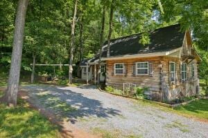 exterior space featuring driveway