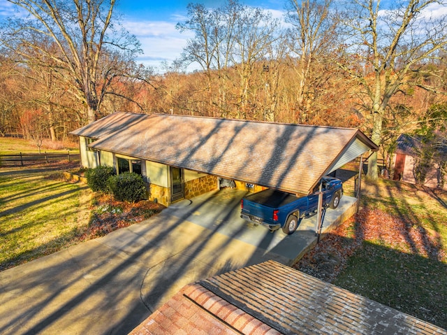 view of front of house with a front yard