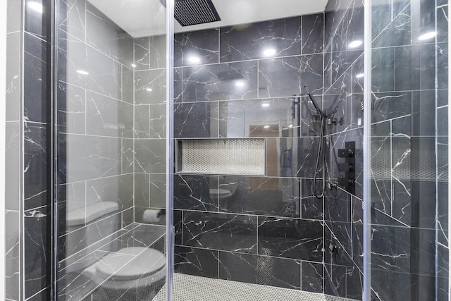 300 Victor Ln, Whitesburg, TN 37891 - full bath featuring a stall shower