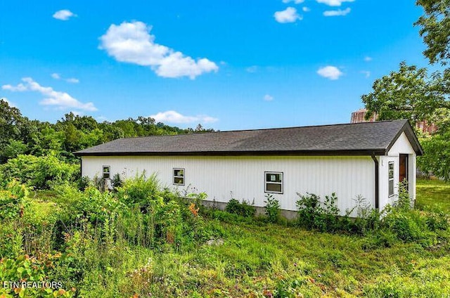1570 W Dumplin Valley Rd, Dandridge, TN 37725 - view of side of property featuring a chimney