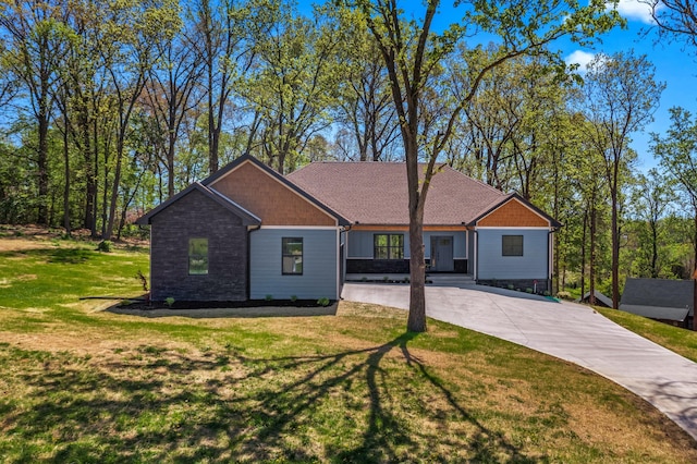 322 Fairway Dr, Dandridge, TN 37725 - photo 1