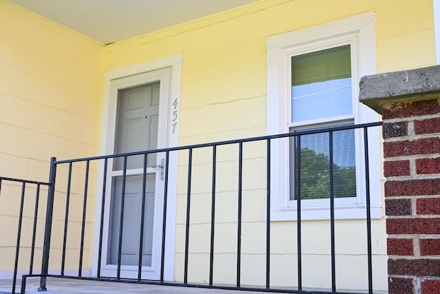 view of entrance to property