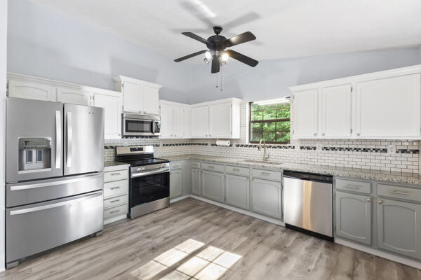 1465 Wind Crest Dr, Morristown, TN 37814 - photo 15