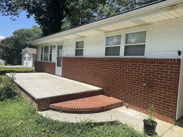 838 Pineridge Rd, Dandridge, TN 37725 - view of front of home featuring brick siding