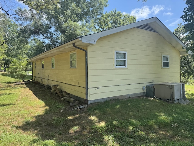 838 Pineridge Rd, Dandridge, TN 37725 - view of home's exterior featuring a central air condition unit and a yard